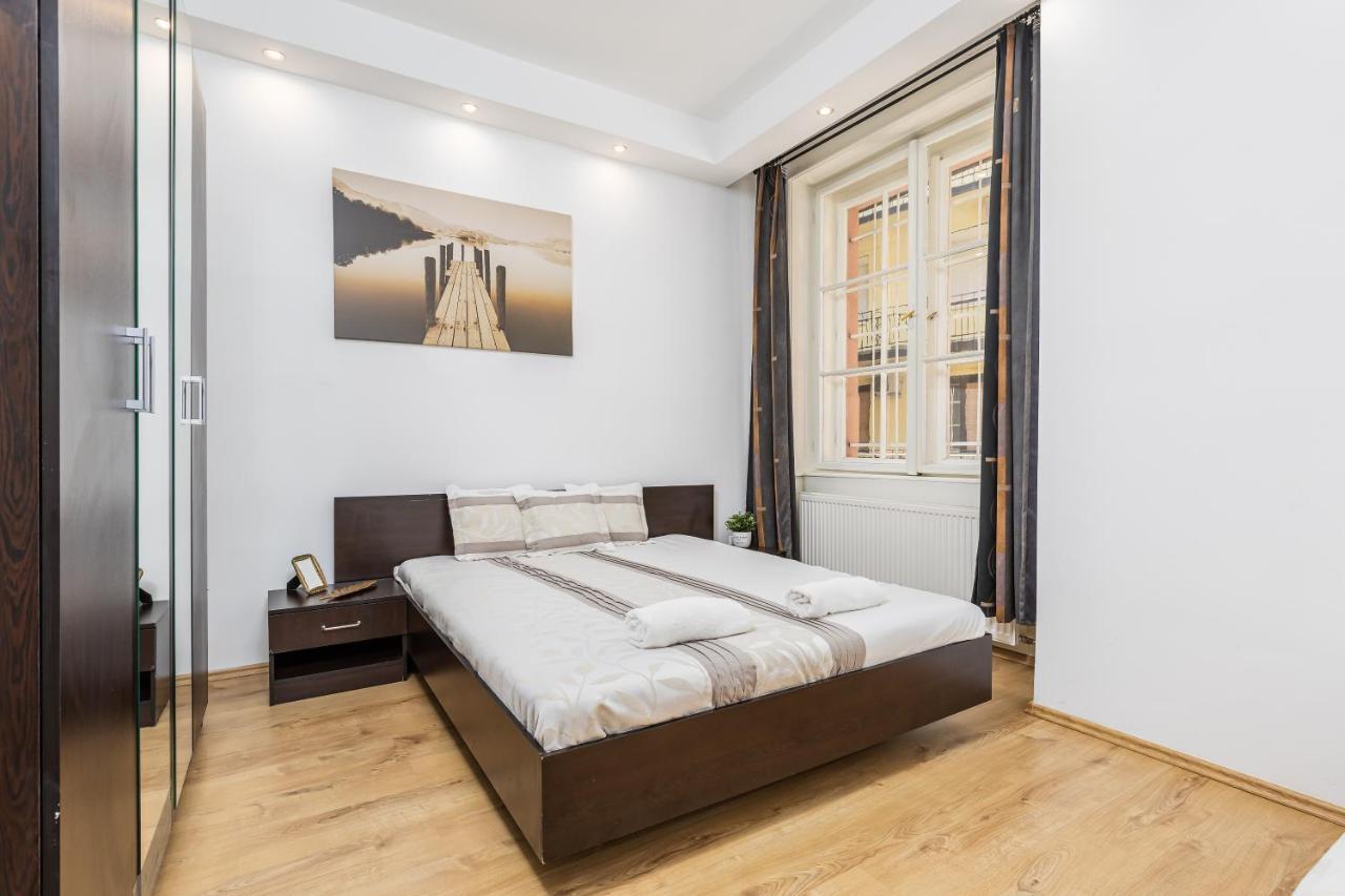Real Apartments Kertesz Budapest Luaran gambar